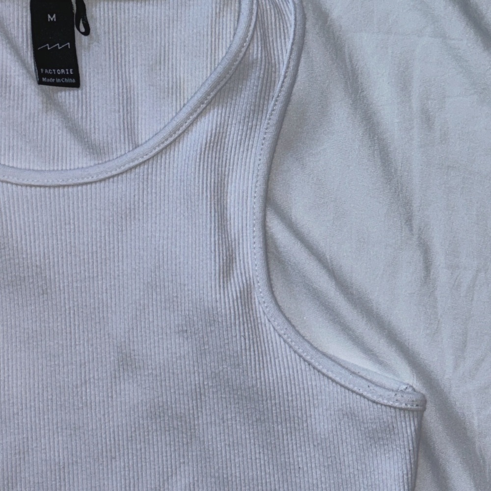 Factorie Seamless Ribbed Openback Tank - Picture 2 of 4